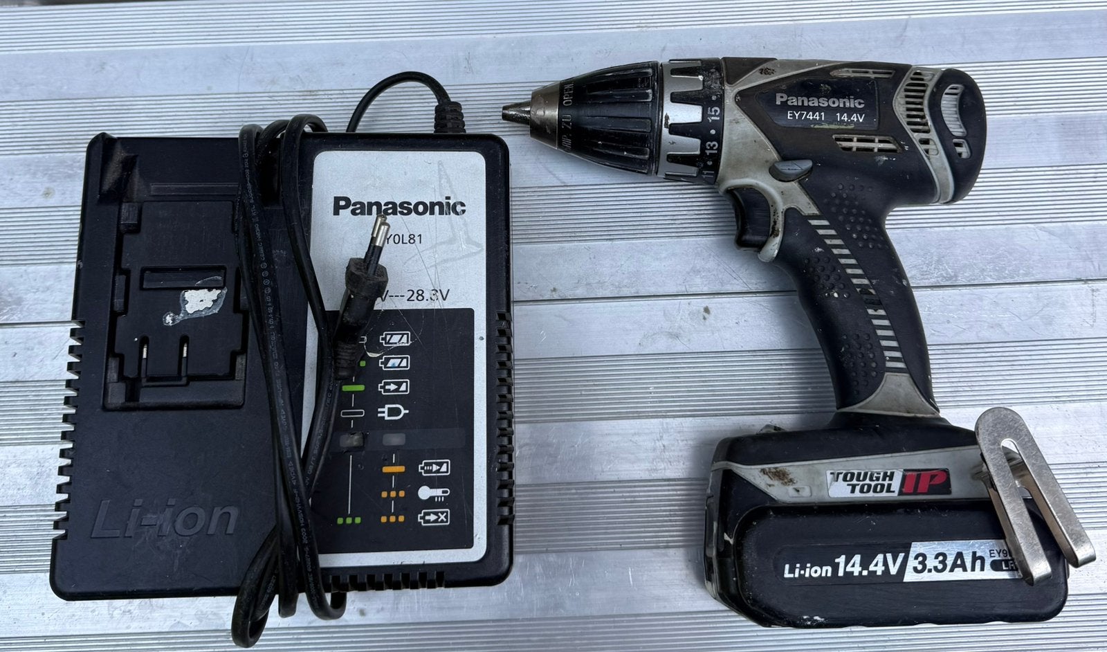 Panasonic boor/schroefmachine set, Ophalen of Verzenden, Zo goed als nieuw, Minder dan 400 watt, Boor- en Schroefmachine