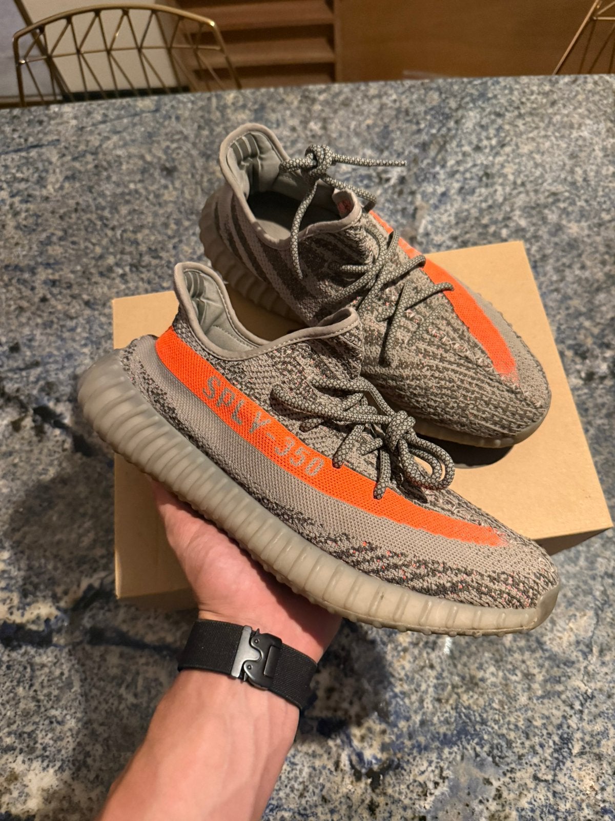adidas Yeezy Boost 350V2 Beluga Reflective, Zwart, Ophalen of Verzenden, Sneakers of Gympen, Zo goed als nieuw