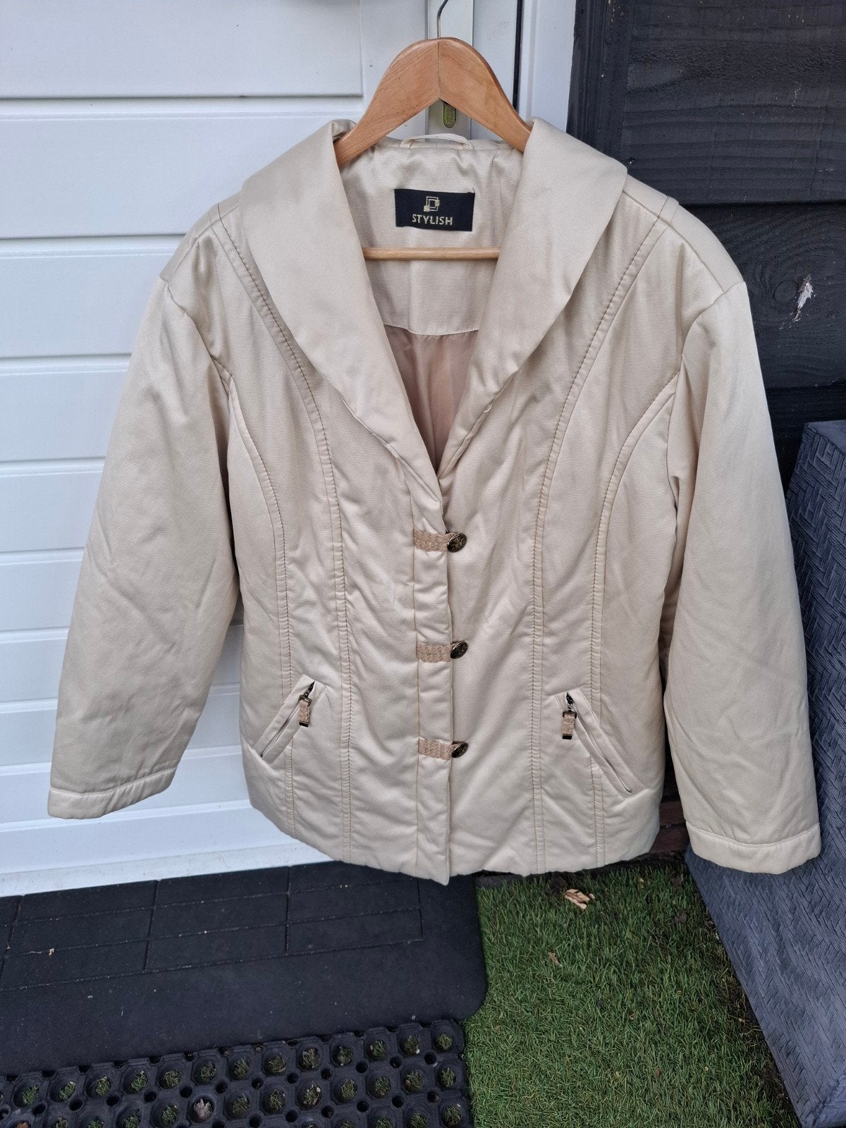 Stylish Winterjas Beigekleur, Maat 38/40 (M), Beige, Ophalen of Verzenden, Zo goed als nieuw