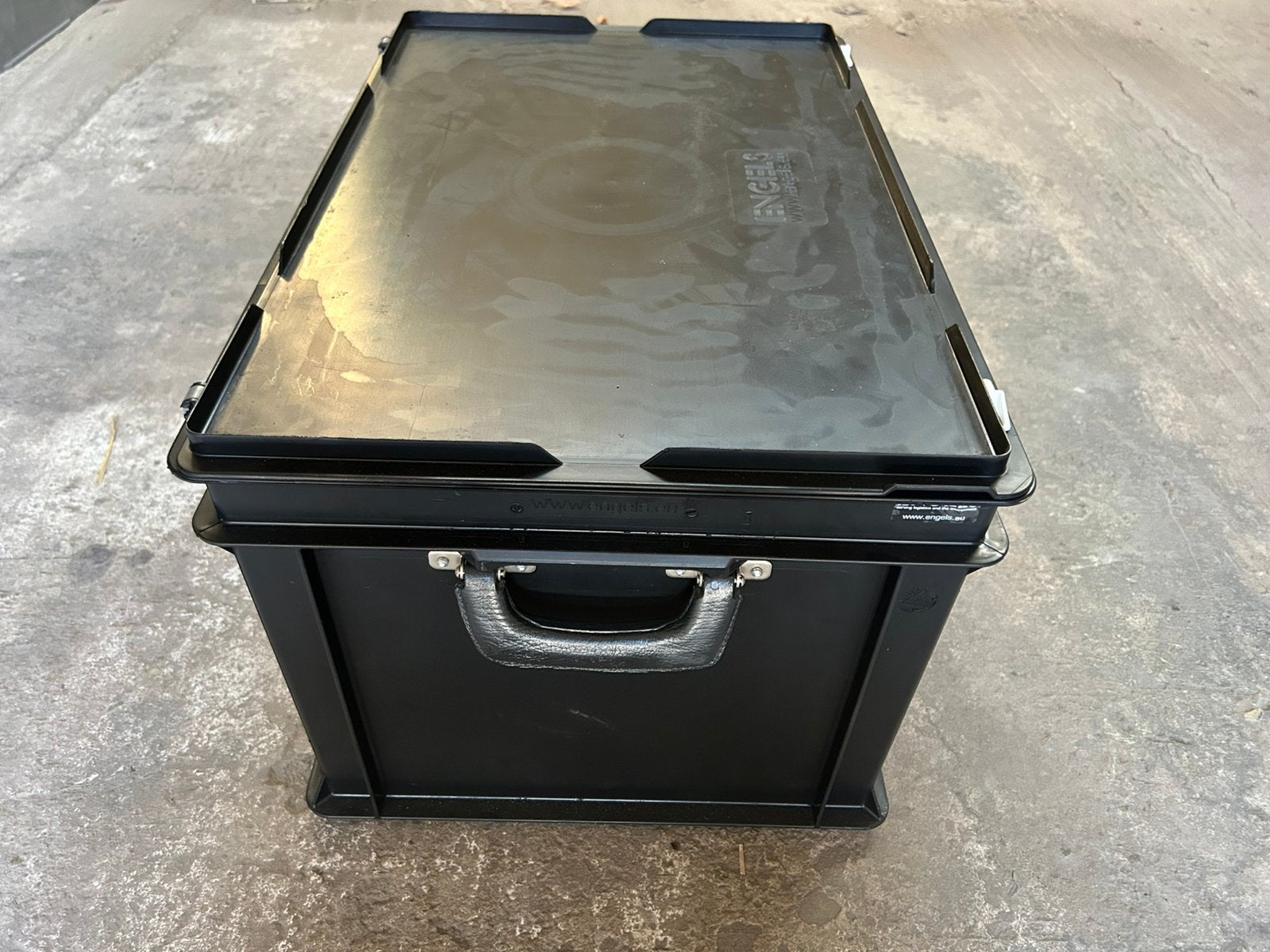 Stapel box met deksel en handgrepen, Ophalen, Doos, 60 cm of meer, Minder dan 35 cm