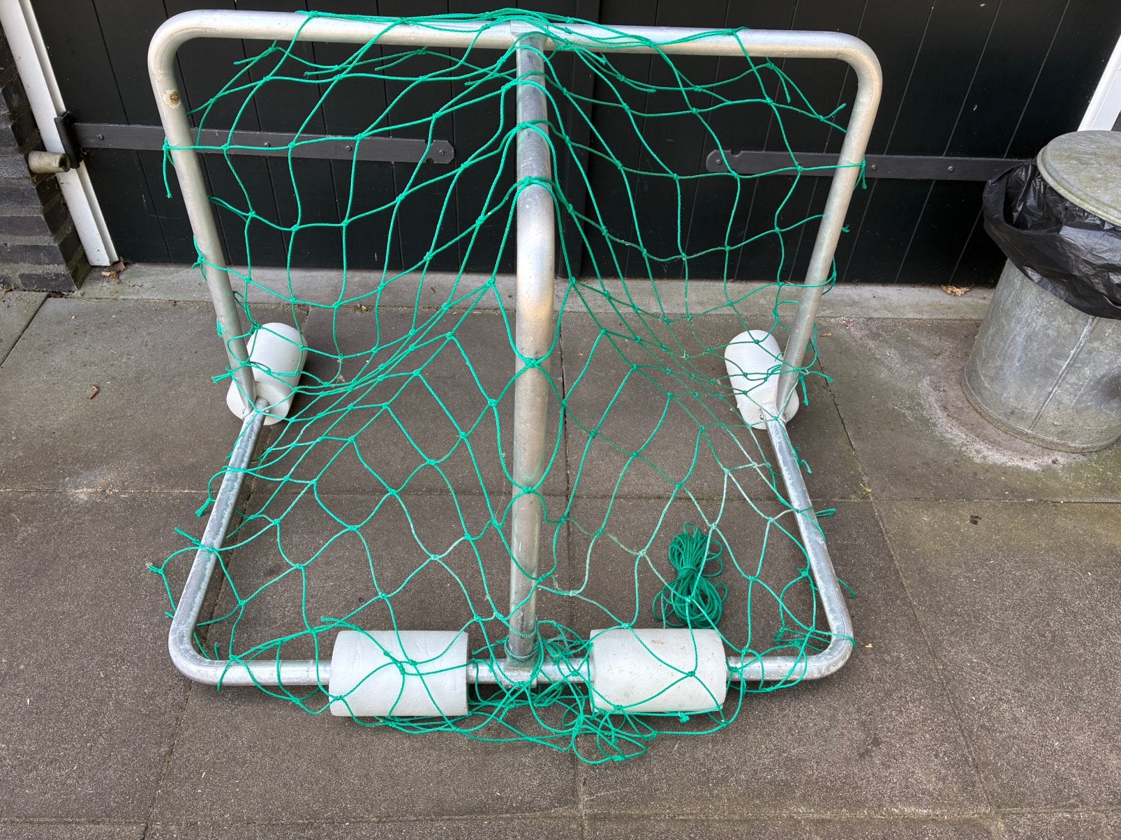 Drijvend waterpolo doel met bal, Ophalen, Gebruikt