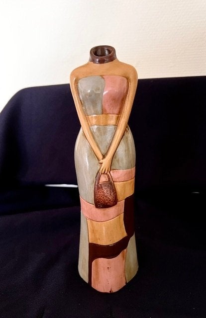 Kunstwerk van een ladyvaas van aardewerk, Antiek en Kunst, Ophalen of Verzenden