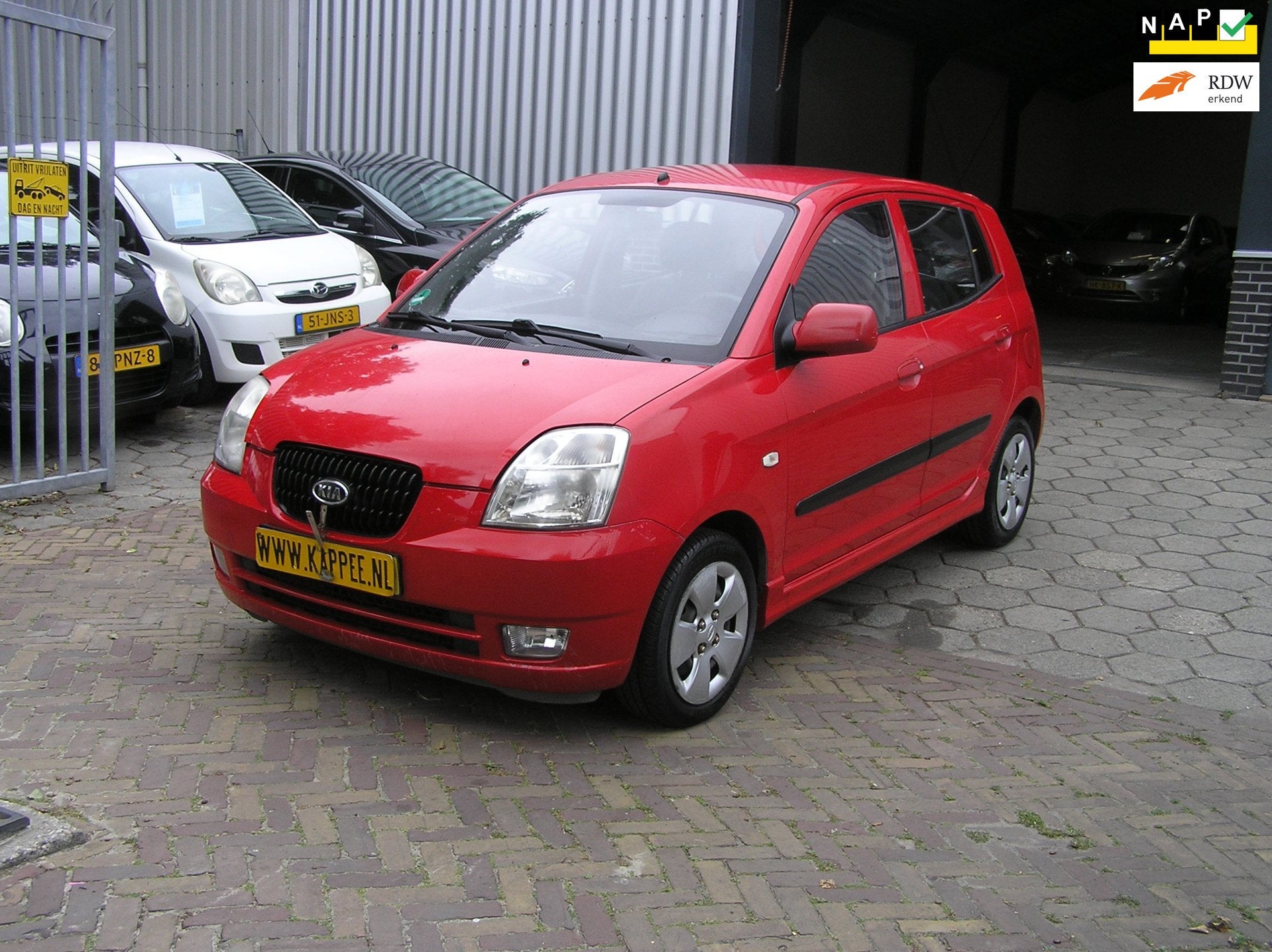 Kia Picanto 1.0 D-light 180 d km nap airco nieuwe apk, Voorwielaandrijving, Stof, Gebruikt, 4 cilinders