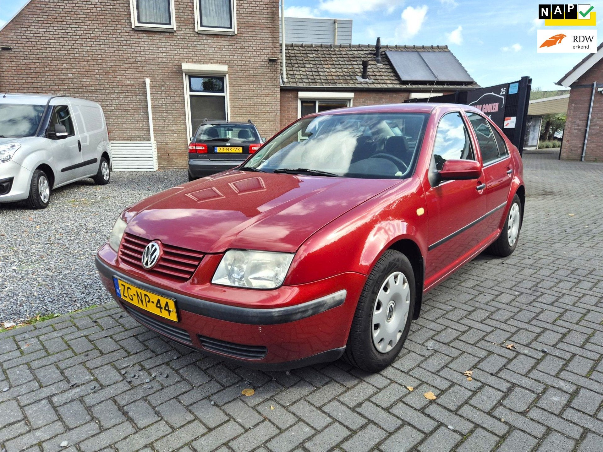 Volkswagen Bora 1.6 Trendline Met nieuwe Apk 10-11-2027, Gebruikt, 4 cilinders, 1137 kg, Handgeschakeld