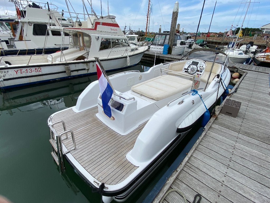 Vikal 8.0 Rib Tender Volvo Penta D4 260 pk Waterjet Hamilton, Watersport en Boten, Motorboten en Motorjachten, Overige merken