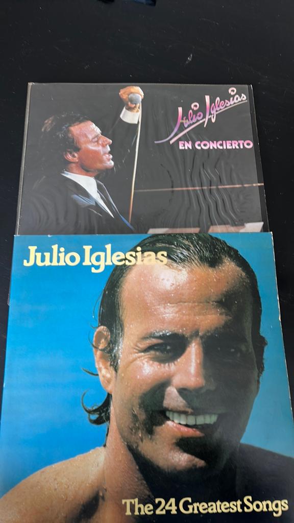 Vinyl LP Julio Iglesias dubbel LP, Gebruikt, 1980 - 1989, Inclusief binnenhoes, Ophalen of Verzenden
