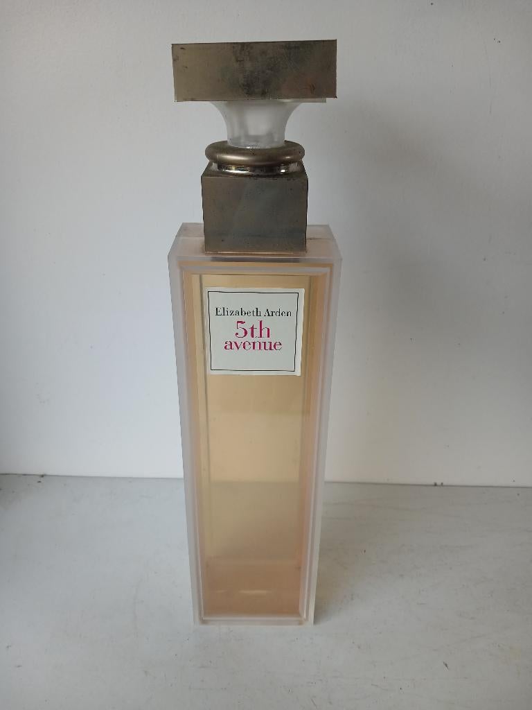 giant factice Elizabeth Arden 5th Avenue ca. 40 cm hoog, Verzamelen, Parfumverzamelingen, Verzenden, Zo goed als nieuw, Toebehoren