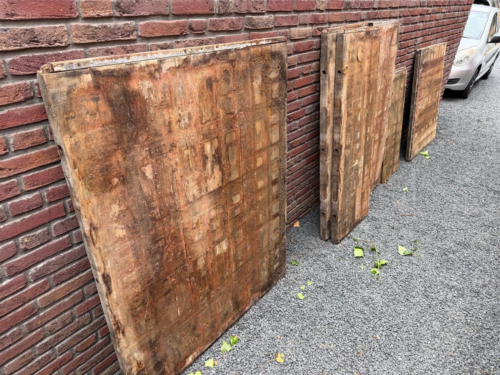 Steenschotten: 1 hele en 5 restanten - Gratis af te halen, Ophalen, Gebruikt, Overige typen, 50 mm of meer