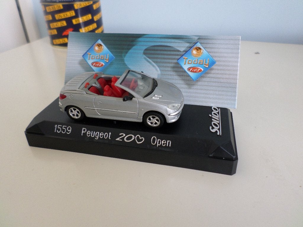 PEUGEOT 206 Hartje van 2001, Hobby en Vrije tijd, Modelauto's | 1:43, Ophalen of Verzenden, Nieuw, Auto, Solido