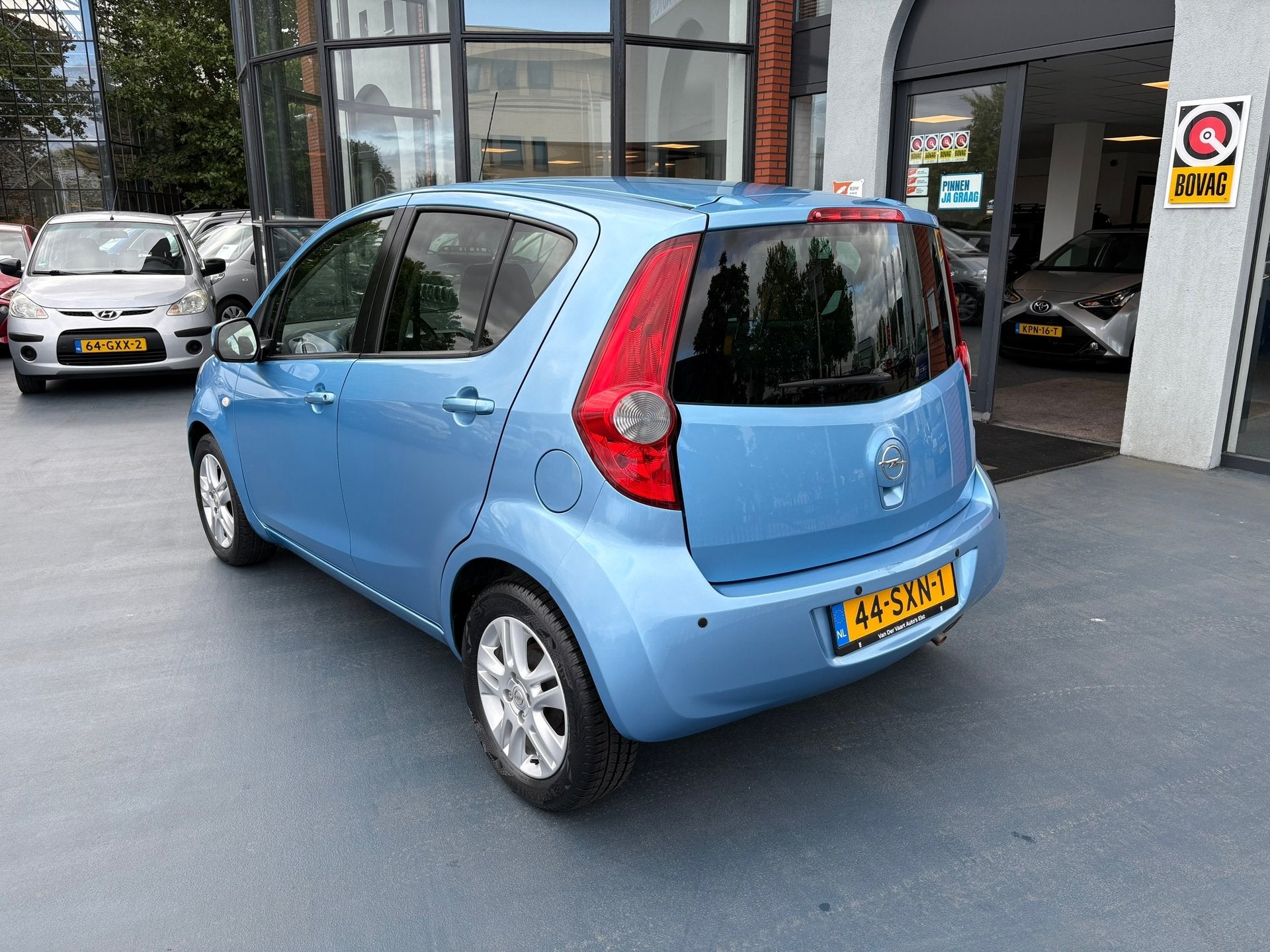 Opel Agila 1.0 Edition AIRCO HOGE INSTAP, Auto's, Gebruikt, 31 €/maand, Blauw, Origineel Nederlands