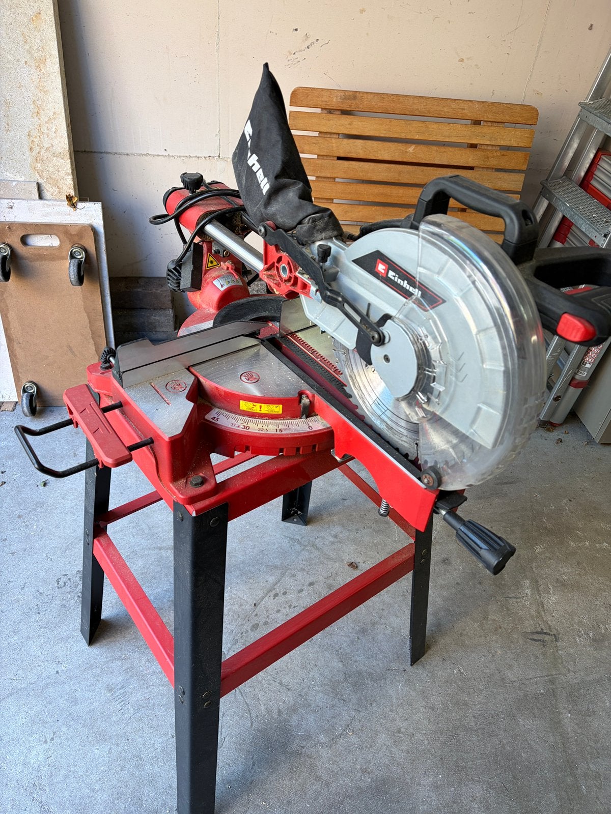 Einhell elektrische radiaal afkort/verstekzaag, Doe-het-zelf en Verbouw, Gereedschap | Zaagmachines, Ophalen, Zo goed als nieuw