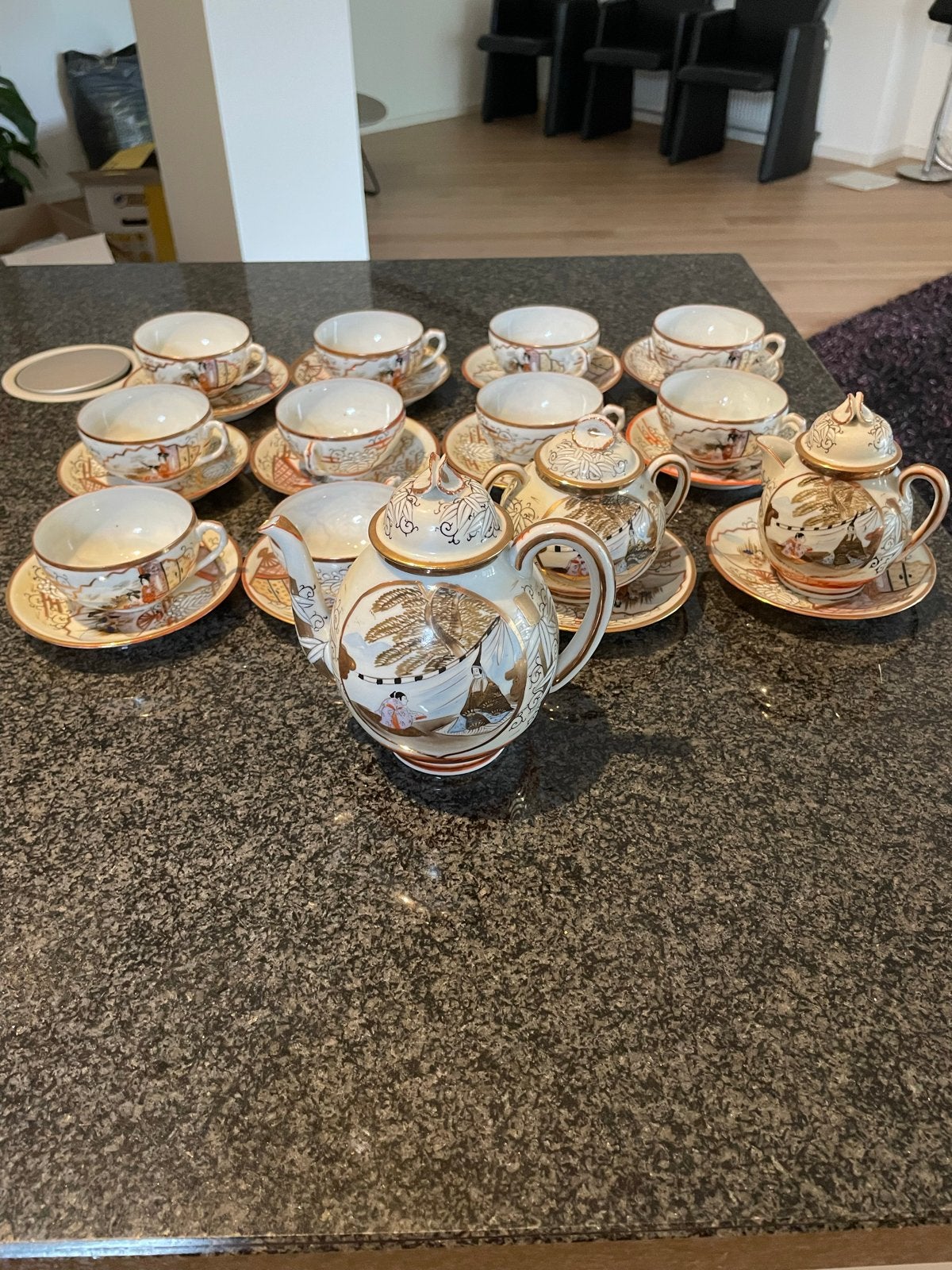 Prachtig Chinees Servies: 10 Kop en Schotel, Kan, Suikerpot,, Ophalen