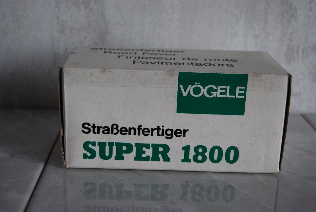 NZG Super 1800 Asfalteermachine Vogele, Hobby en Vrije tijd, Ophalen of Verzenden, Zo goed als nieuw, Bus of Vrachtwagen, NZG