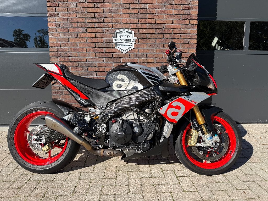 Aprilia Tuono V4 1100 Factory I Blipper I Veel accessoires, Motoren, 1077 cc, 4 cilinders, Motorrijbewijs A, Bedrijf