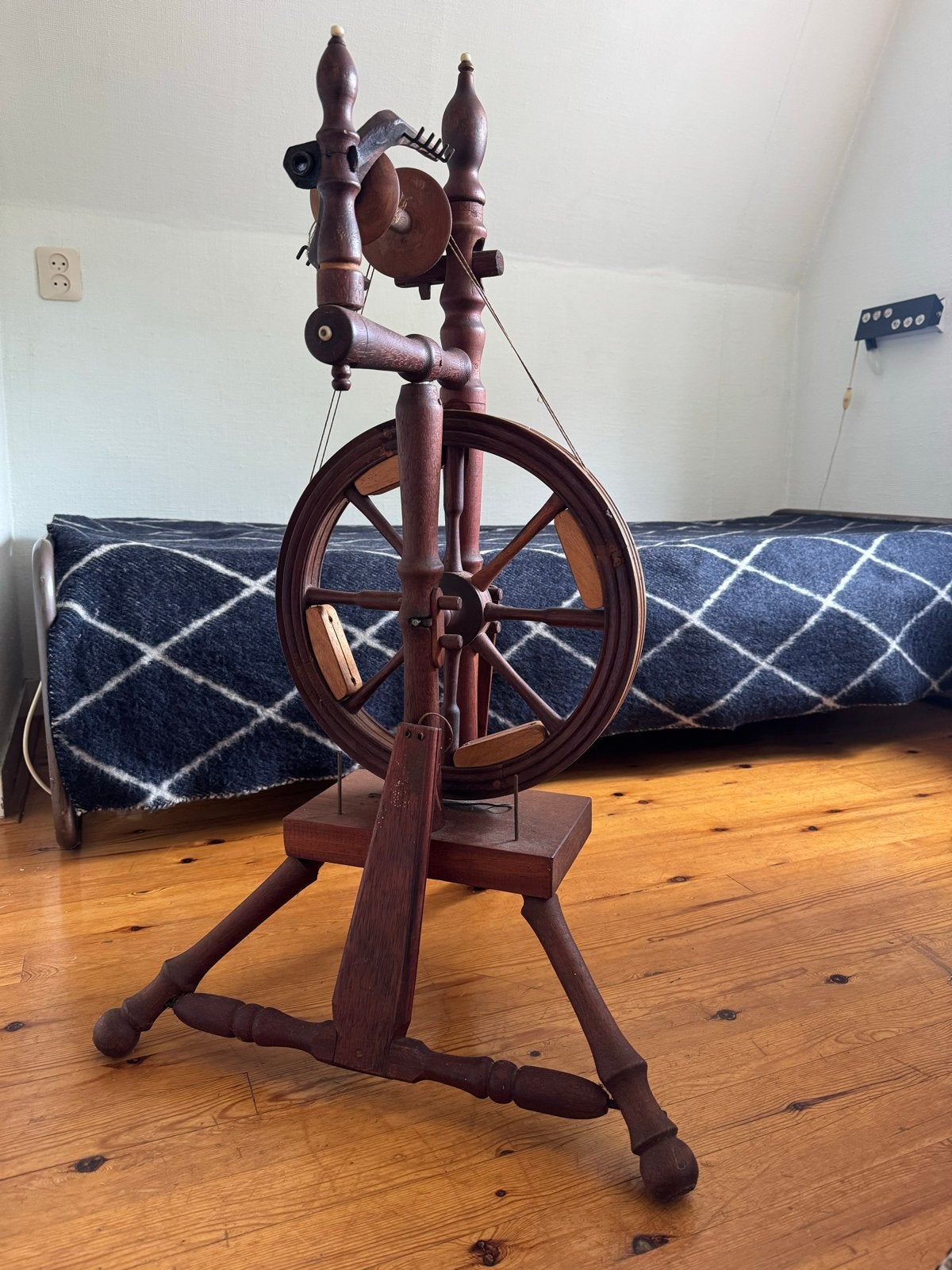 Antiek Spinnewiel met toebehoren, Ophalen of Verzenden, Gebruikt, Spinnewiel