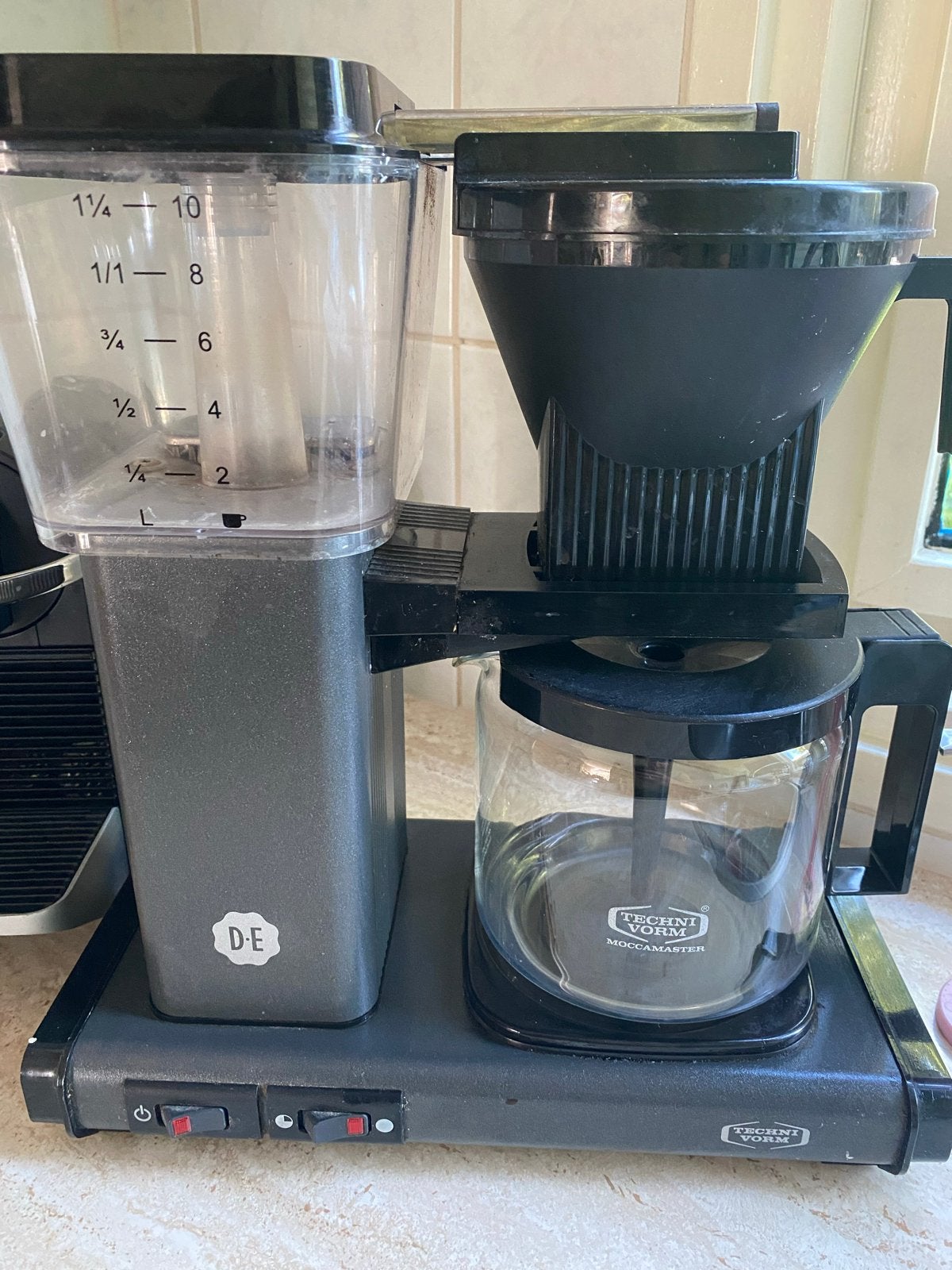 DE Moccamaster Koffiezetapparaat - Technivorm, Gebruikt, 10 kopjes of meer, Koffiemachine, Gemalen koffie