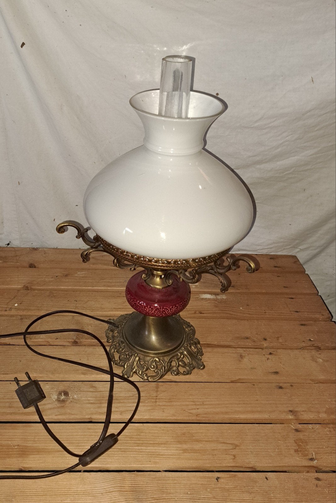 lamp lampen oude dressoir lampen, Ophalen