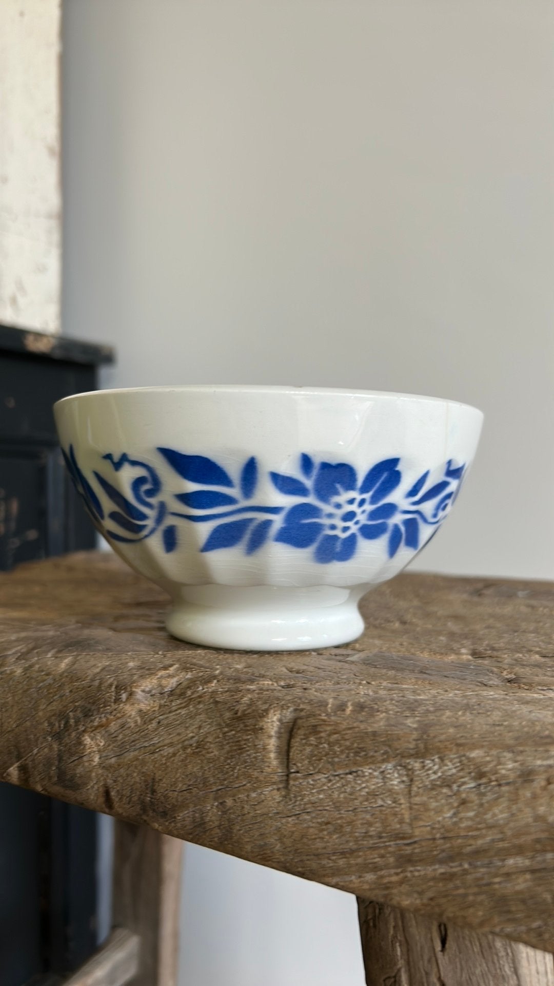 Franse spoelkom blauwe bloem nr 1, Verzenden