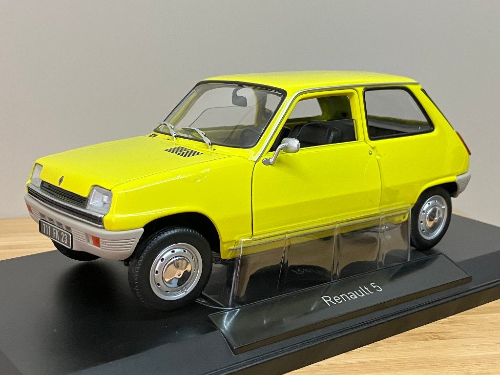 Renault 5 TL van 1974  geel  1/18 Norev, Ophalen of Verzenden, Nieuw, Auto, Norev