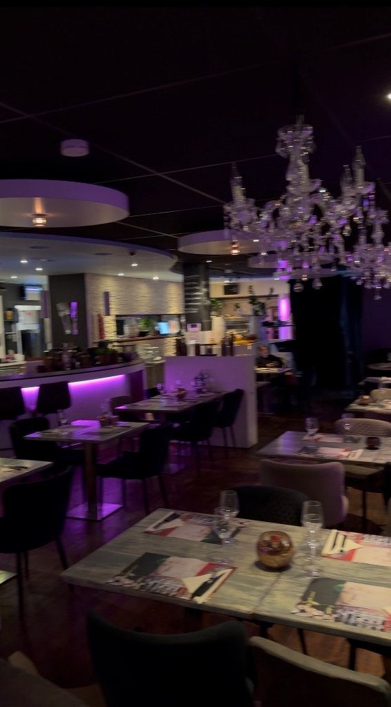 Italiaans familierestaurant in Bodegraven, Zakelijke goederen