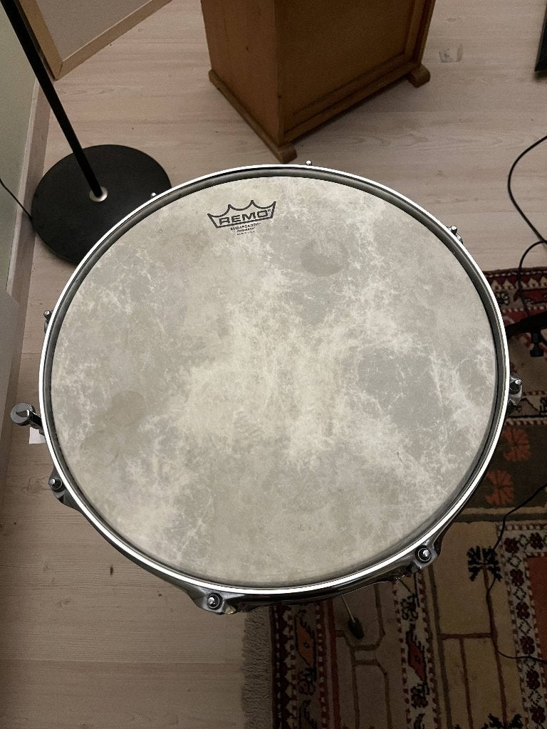 Yamaha Stage Custom Snare + Remo Ambassador Fiberskin, Muziek en Instrumenten, Ophalen of Verzenden, Zo goed als nieuw, Yamaha