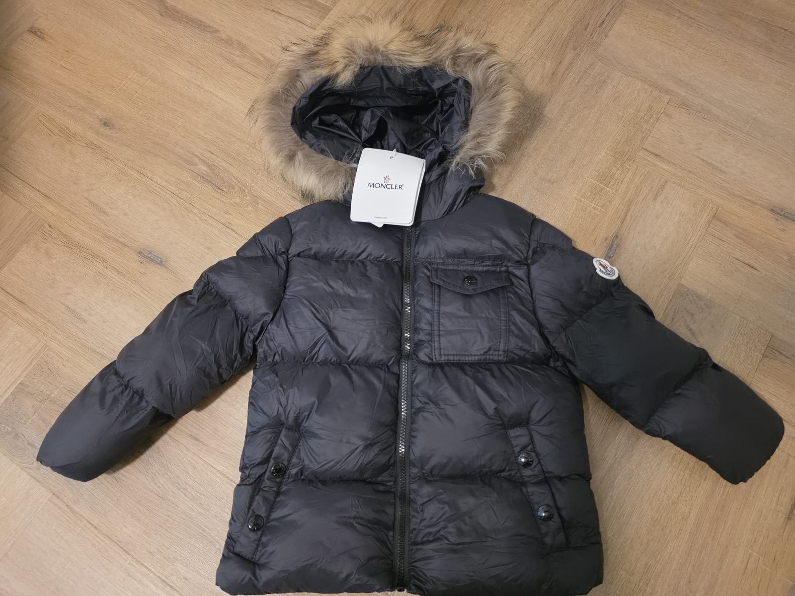 Nieuwe Moncler winterjas met bontkraag voor kinderen, Ophalen of Verzenden, Nieuw, Jongen of Meisje