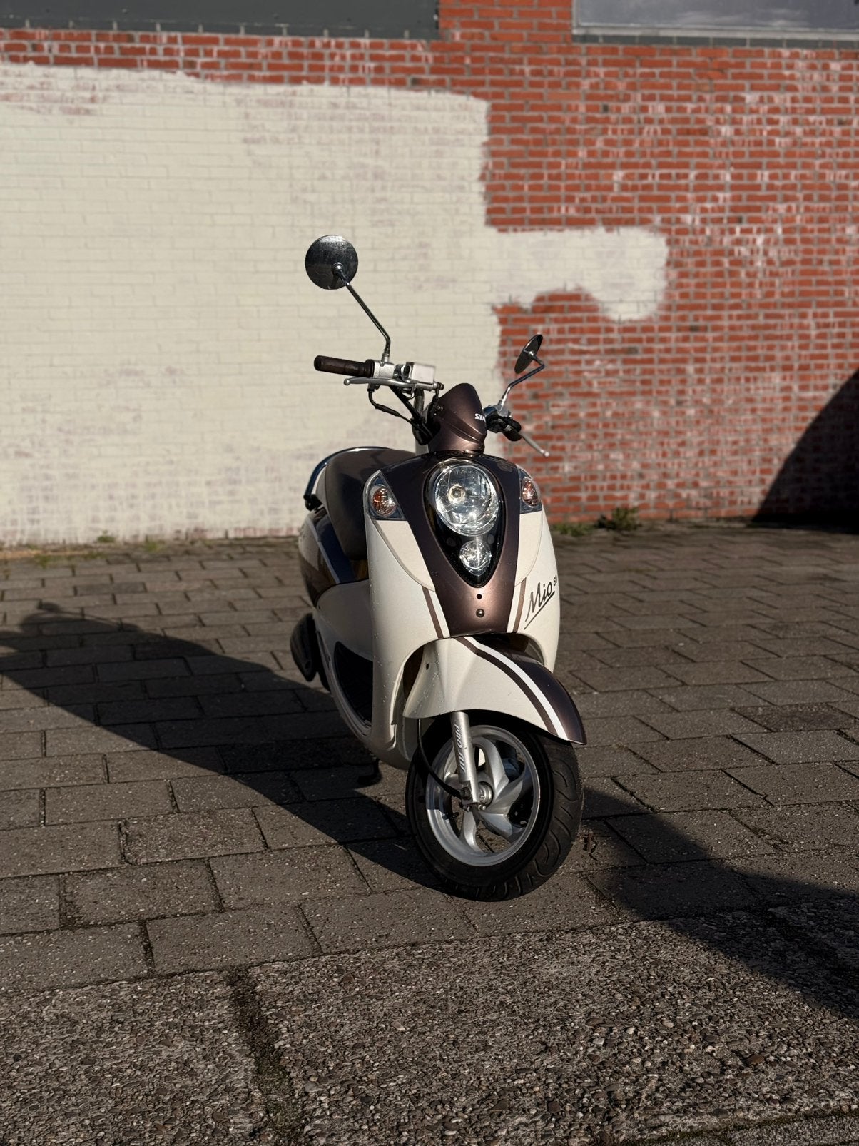 Sym mio, Ophalen of Verzenden, Zo goed als nieuw, Benzine, Mio