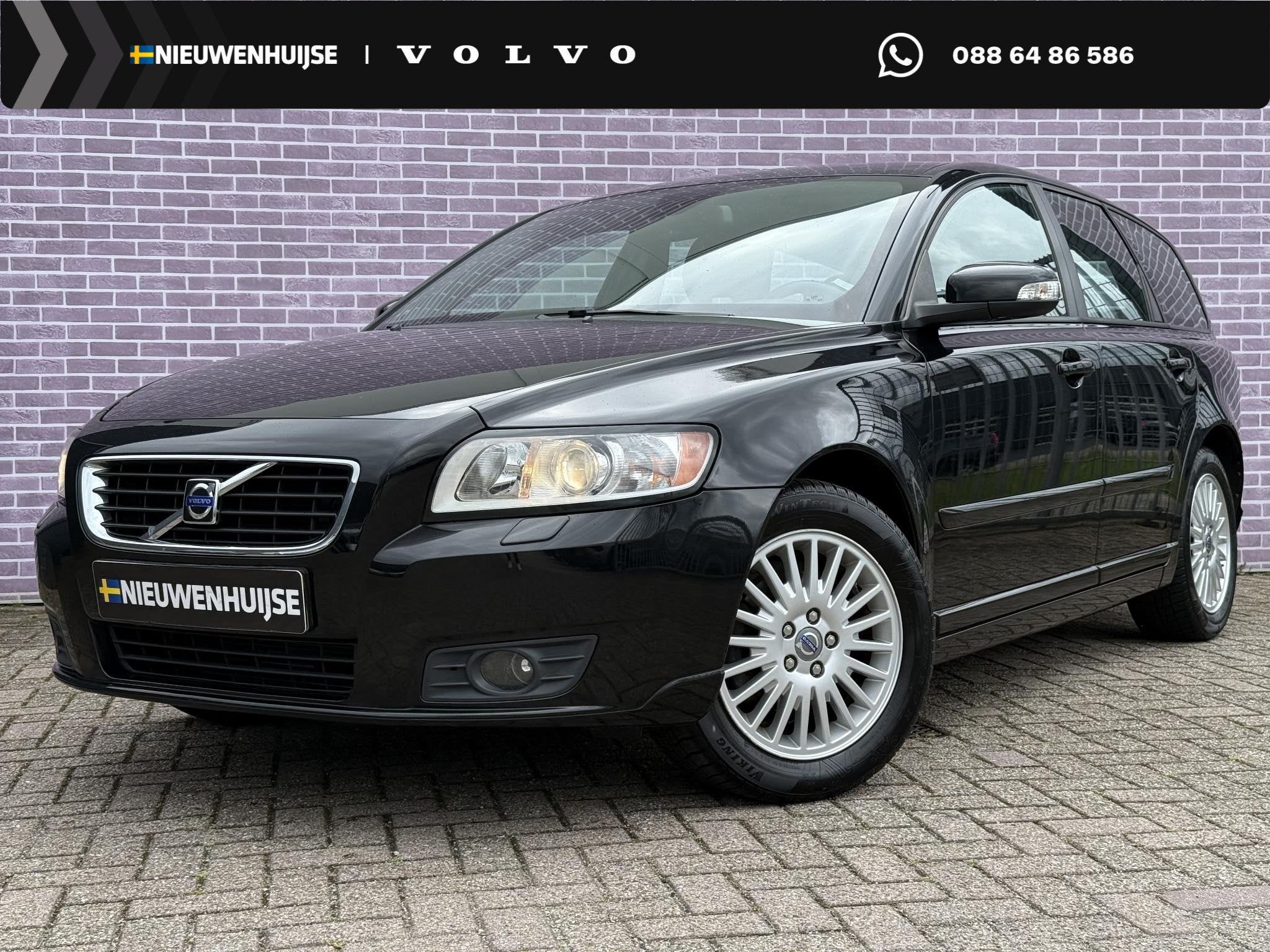 Volvo V50 2.0 Edition II | 12 mnd BOVAG garantie | Trekhaak, Voorwielaandrijving, Zwart, 4 cilinders, Zwart