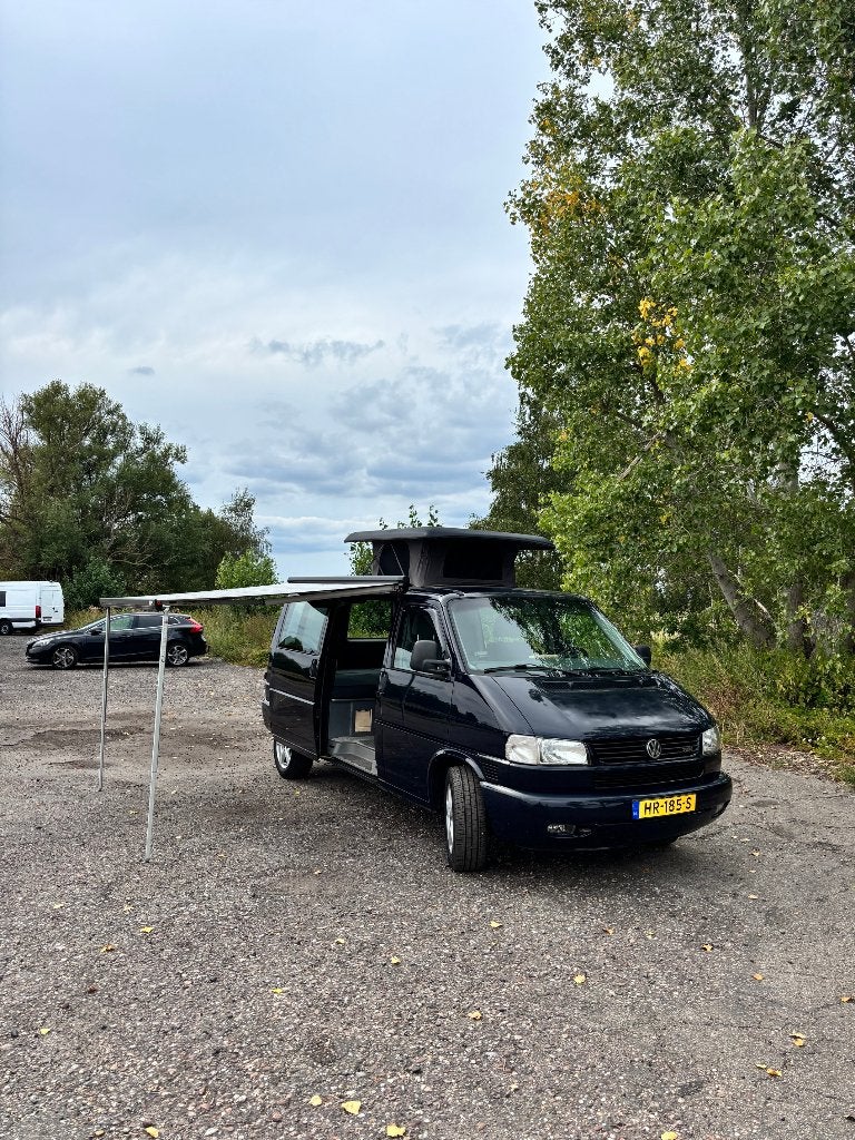 Tweepersoons Volkswagen Caravelle camperbus uit 1999, Stof, Overige modellen, Overige carrosserieën, 700 kg