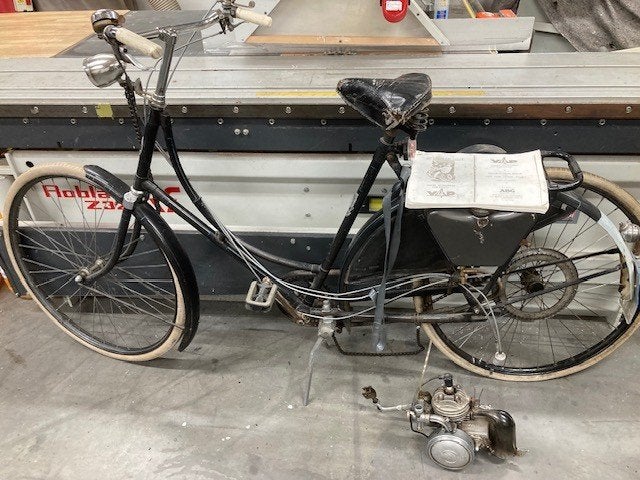 Oldtimer Fiets met Hulpmotor, Ophalen of Verzenden, Terugtraprem, Germaan, Jaren '40