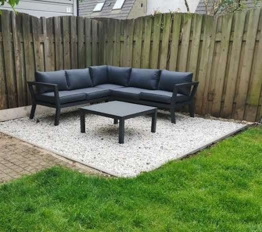 Comfortabele hoekbank voor buiten
