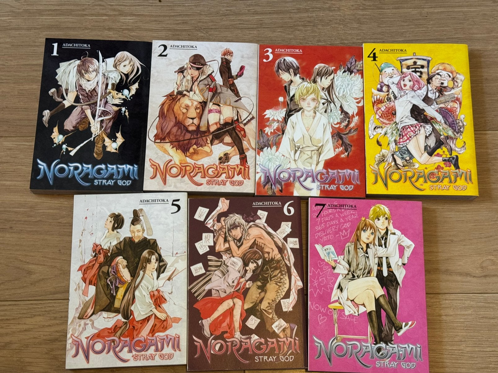 [manga] noragami stray god adachitoka, Ophalen of Verzenden, Zo goed als nieuw, Overige thema's, Overige typen
