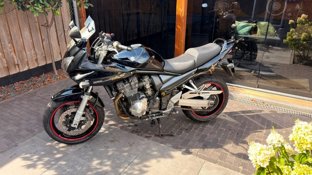 Suzuki Bandit 1200S (2006) | Zeer goed onderhouden, Sportuitlaat, 4 cilinders, Motorrijbewijs A, Gebruikt