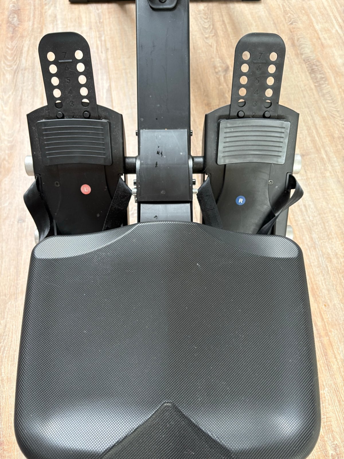 Focus Fitness Roeitrainer Row 6, Sport en Fitness, Fitnessapparatuur, Ophalen, Armen, Zo goed als nieuw, Metaal