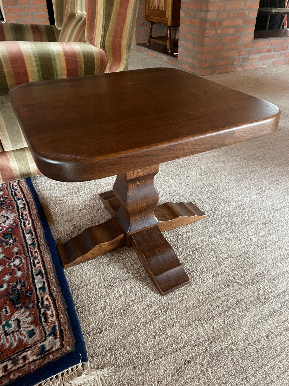 Vierkante eikenhouten salontafel / bijzettafel, Ophalen, 50 tot 100 cm, 50 tot 100 cm, Zo goed als nieuw