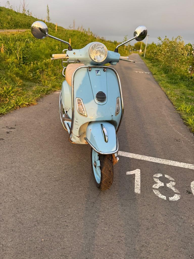 Unieke Vespa LX - Blauw kenteken, direct rijden!, Ophalen, Gebruikt, Benzine, Vespa LX