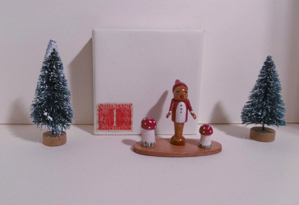 oude houten kabouter poppenhuis speelgoed paddenstoel, Verzenden, Poppenhuis