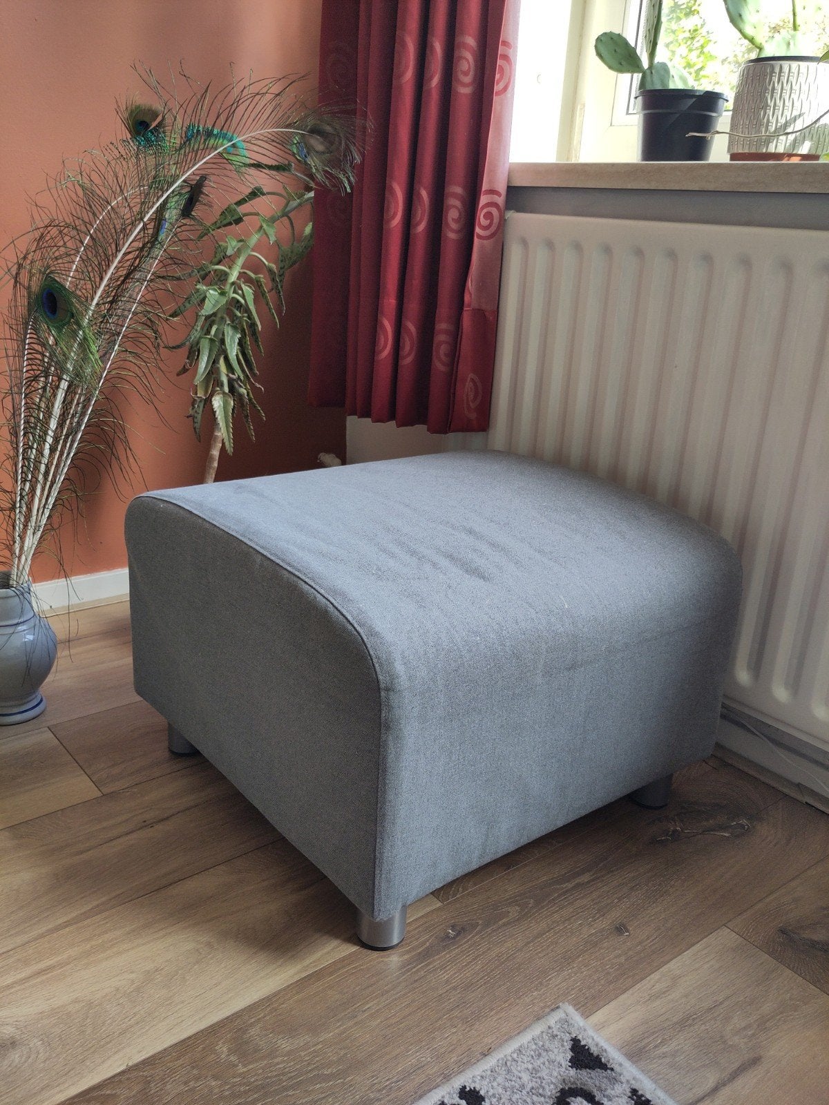 gratis af te halen: hocker, Ophalen, Vierkant, 50 tot 75 cm