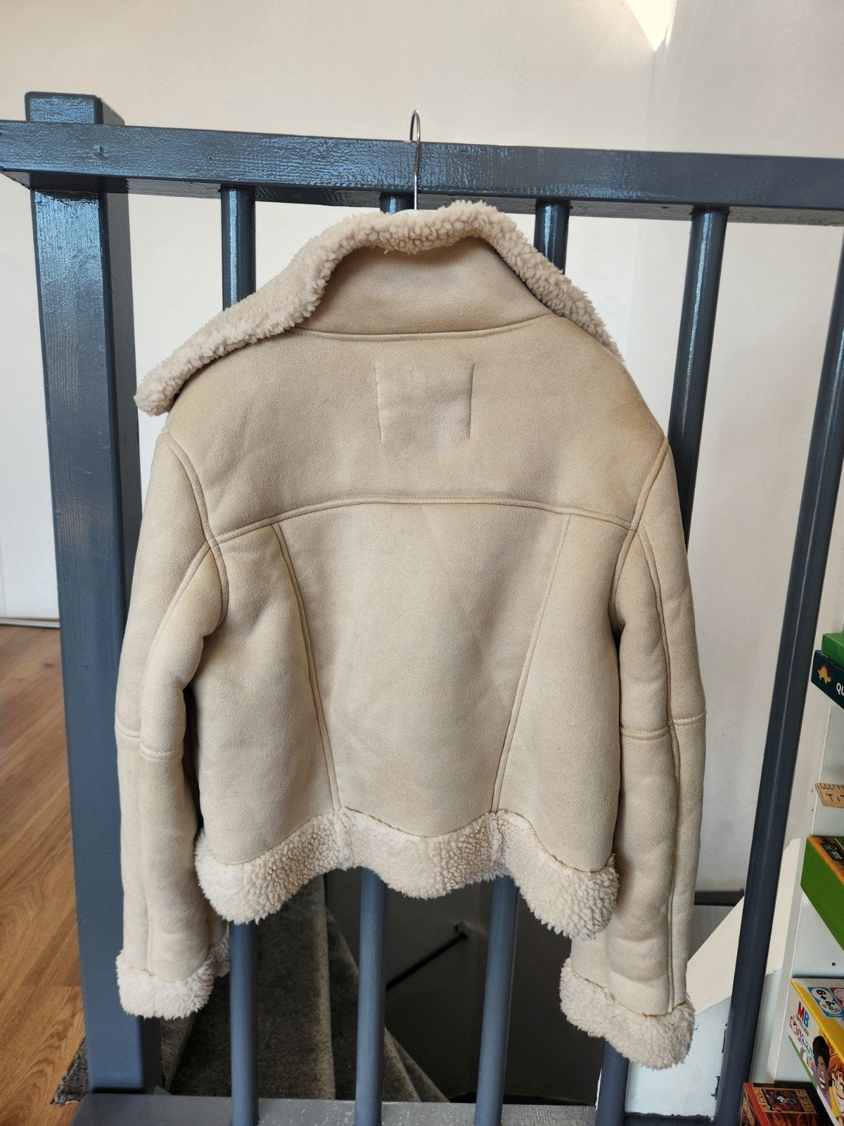 Bershka jas maat S - Mooie wit/beige winterjas, Kleding | Dames, Jassen | Winter, Beige, Zo goed als nieuw, Maat 36 (S), Bershka