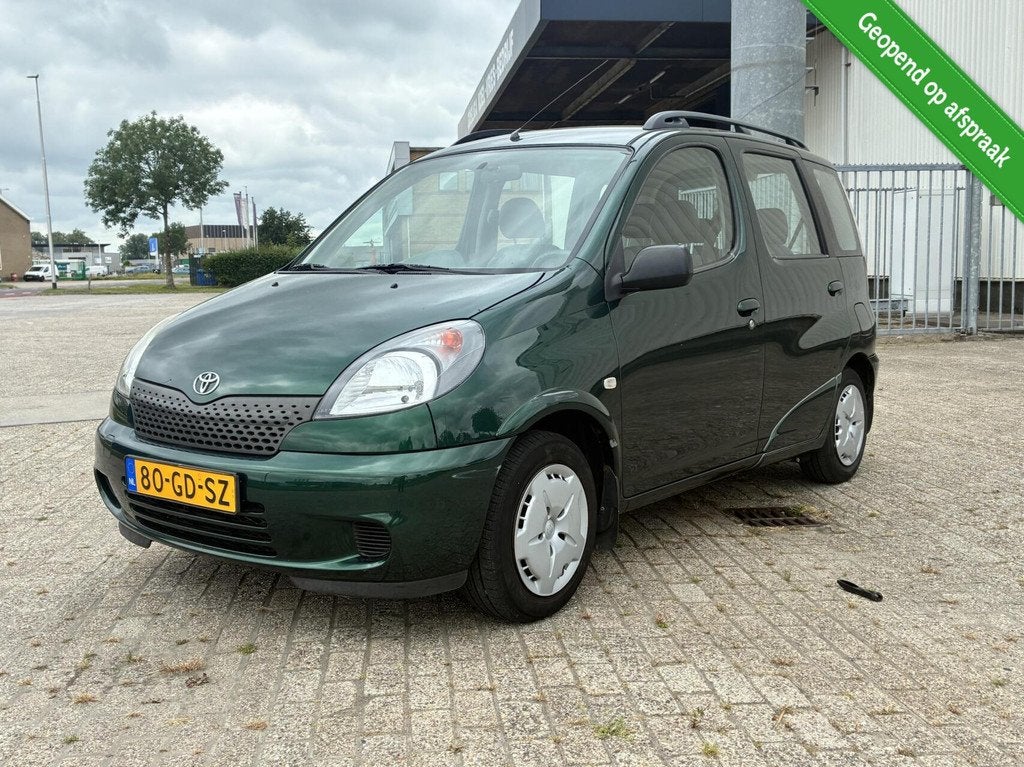 Toyota Yaris Verso 1.5-16V VVT-i Luna, Auto's, Toyota, Voorwielaandrijving, 1497 cc, 4 cilinders, 400 kg