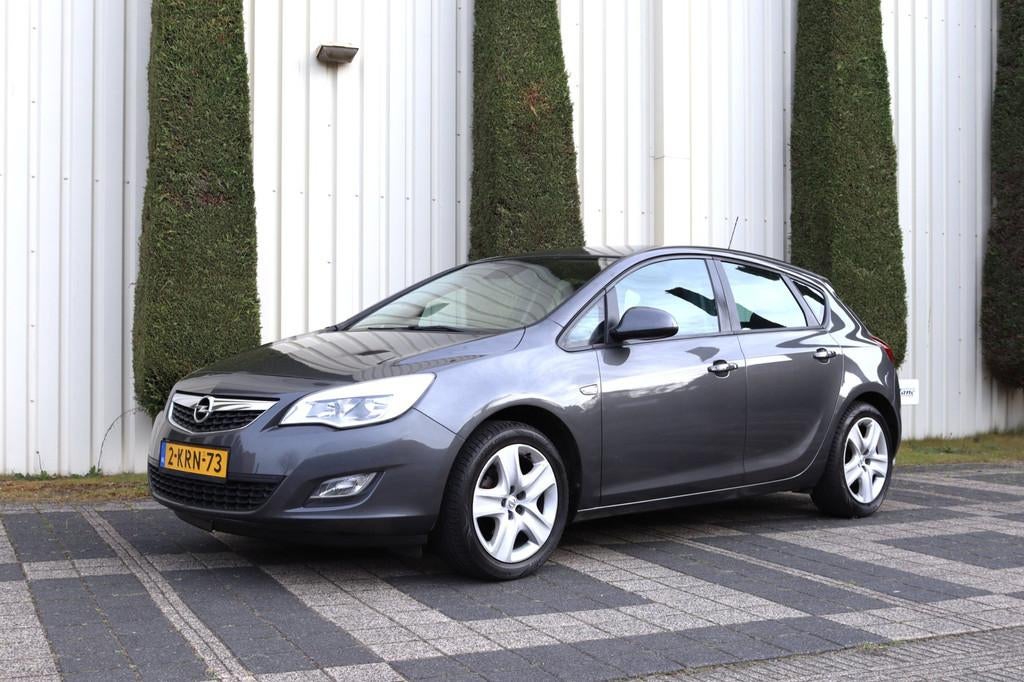 Opel Astra 1.4 Edition Airco, Voorwielaandrijving, Euro 5, 4 cilinders, Bedrijf