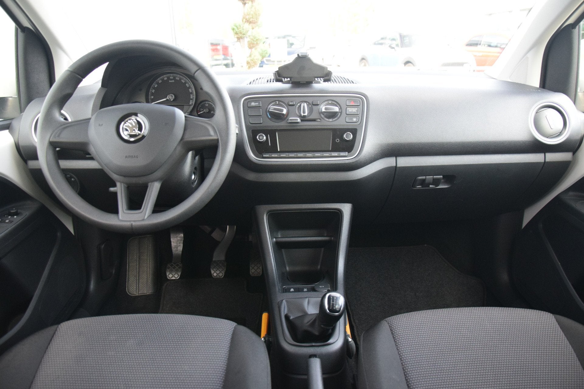 Skoda Citigo 1.0 Greentech Ambition Airco Cruise Lmv Pdc, Voorwielaandrijving, Stof, Gebruikt, 60 pk