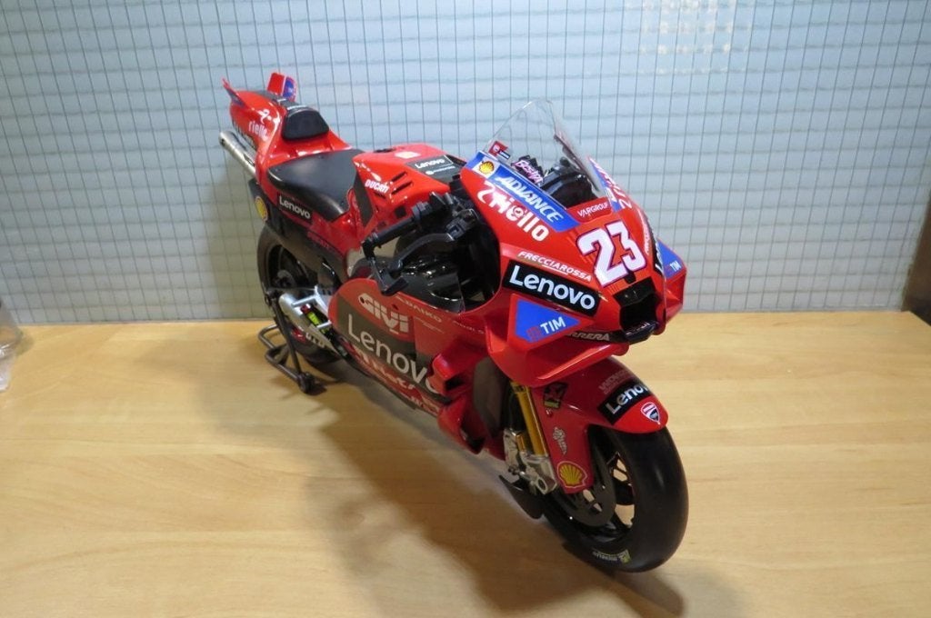 Enea Bastianini Ducati Lenovo Desmosedici 2024 1:6, MayCheong, Nieuw, Motor, Gyancourt france