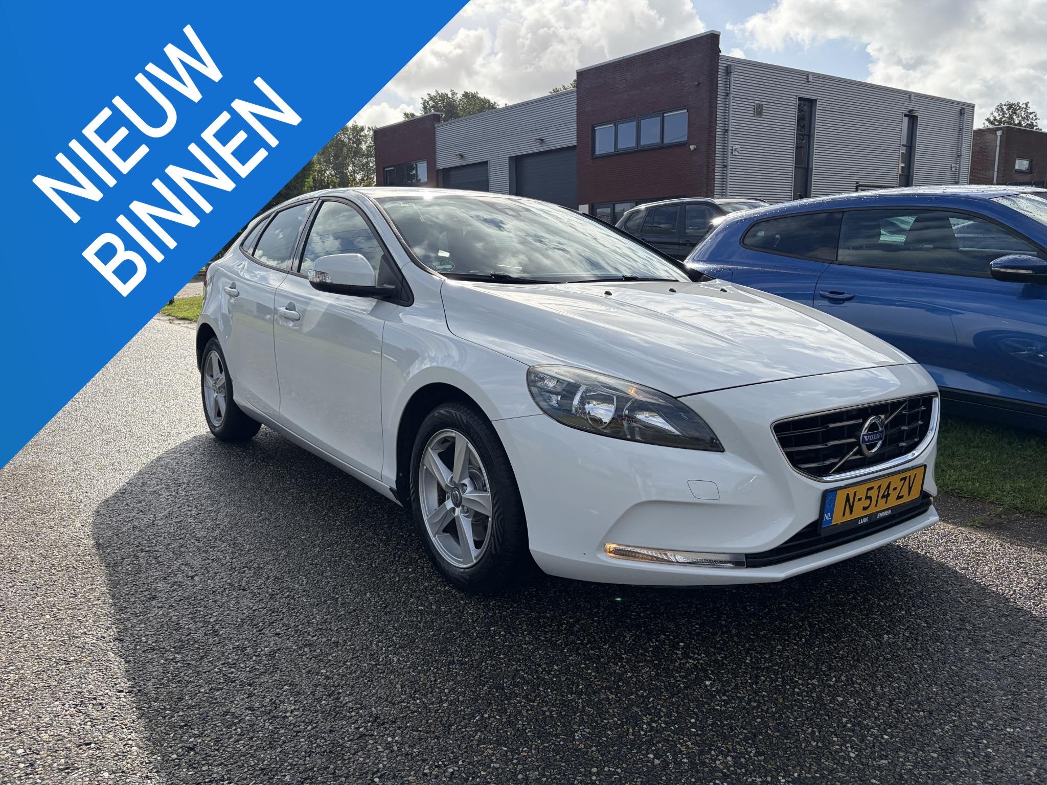 Volvo V40 1.6 T2, Auto's, Volvo, Voorwielaandrijving, Stof, Gebruikt, 4 cilinders