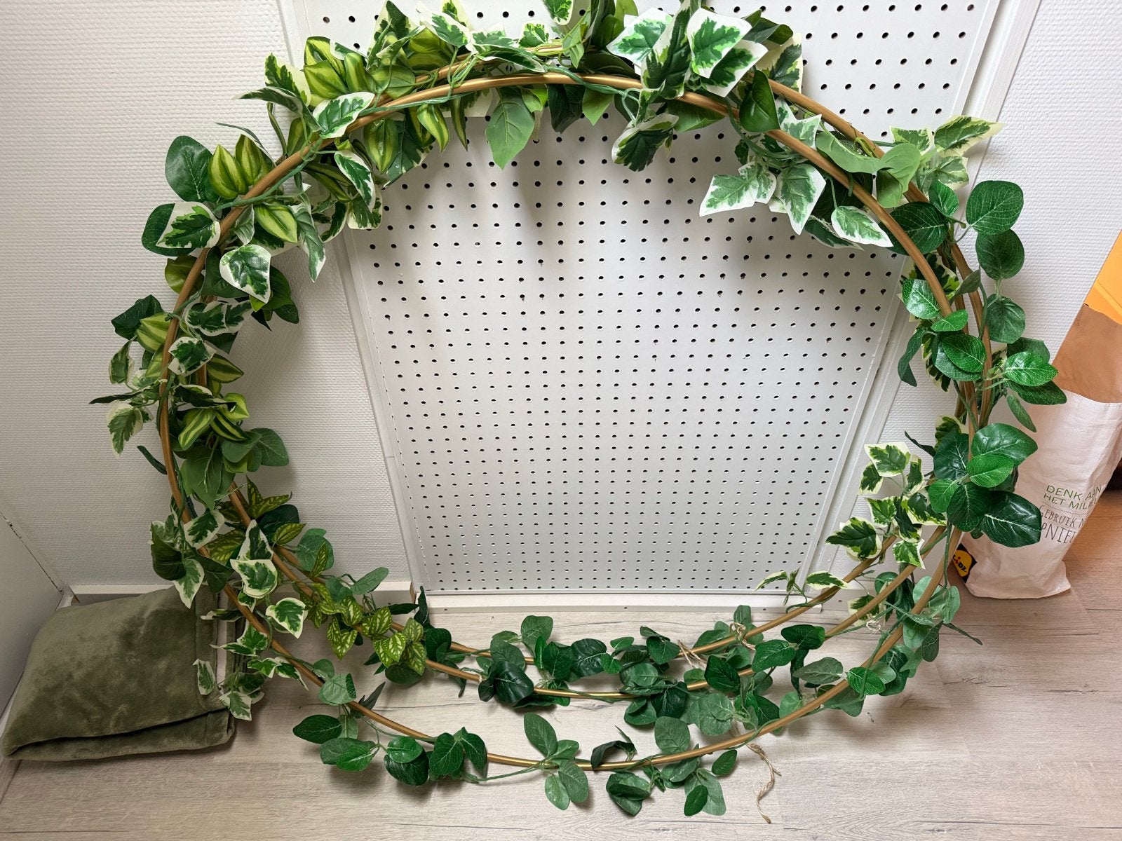 Decoratieve ronde boog met kunstgroen 3x, Ophalen, Gebruikt