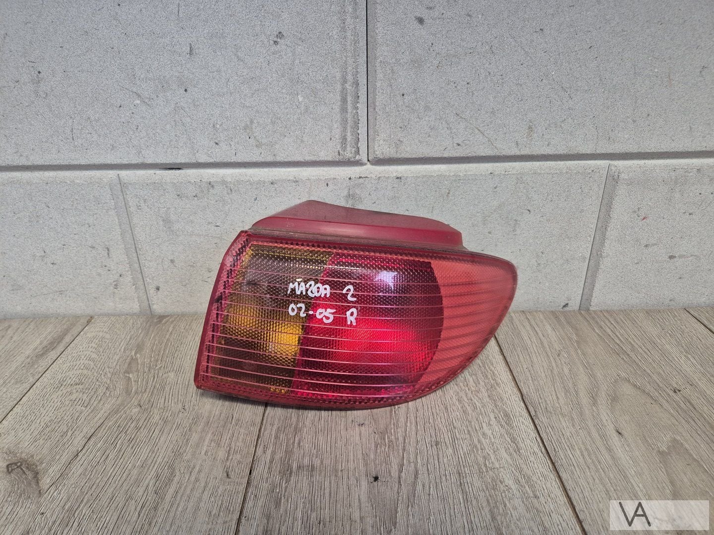 Achterlicht rechts voor Mazda 2 2003 - 2006 rood nette staat, Gebruikt, -, -, Ophalen of Verzenden