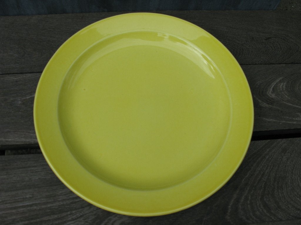 PETRUS REGOUT GROTE GELE SCHAAL/BORD ANTIEK, Ophalen of Verzenden