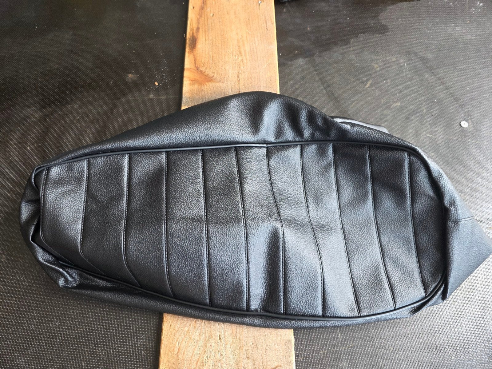 Kawasaki Mach 1 S1 250cc Zadeldek Nieuw, Motoren, Ophalen of Verzenden, Nieuw