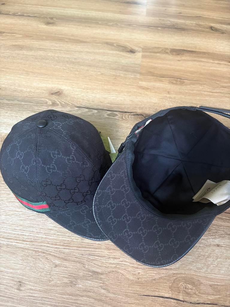 Gucci pet Limited edition, Ophalen of Verzenden, Nieuw, 57 cm (M, 7⅛ inch) of minder, Pet