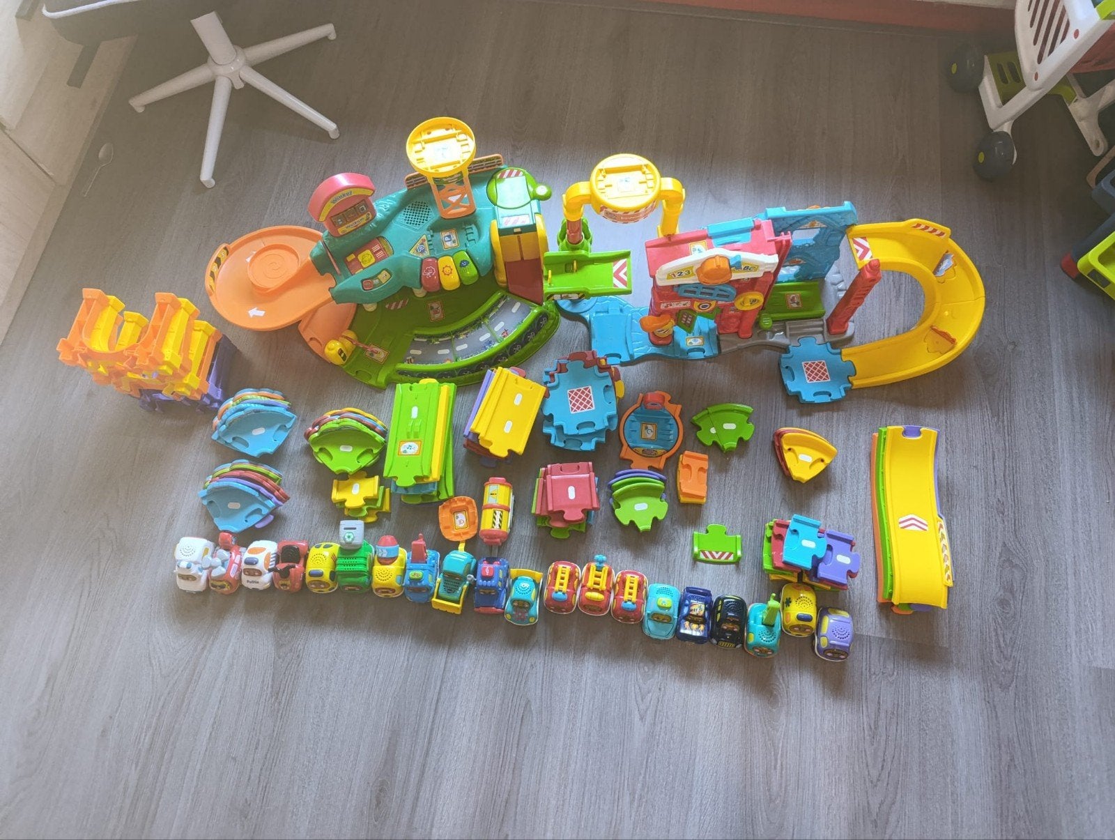 Grote VTech Toet Toet Auto's collectie met garage en meer, Ophalen, Gebruikt, Jongen of Meisje